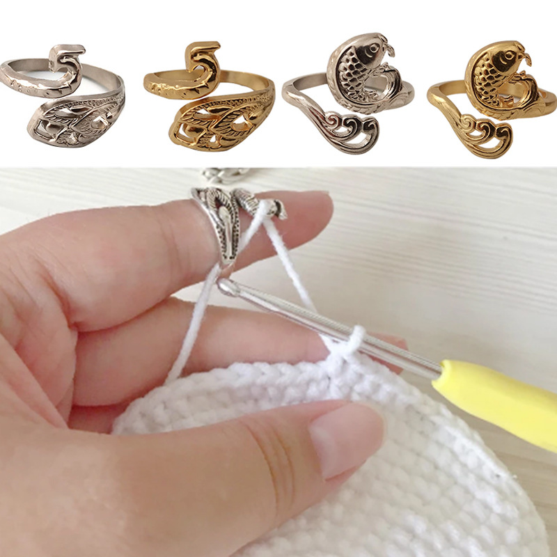 Embroidery Fish - リングループ編みかぎ針編みツール、調整可能、オープンフィンガー、縫製、ピーコック、魚、編み物、フィンガーウェア、指ぬき糸