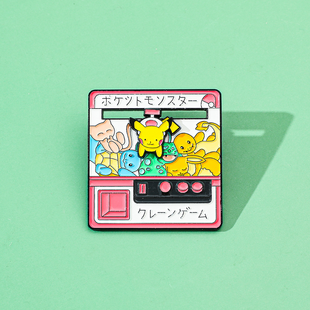 Embroidery Illustration - かわいい漫画の創造的な個性ポケモンブローチゲームコンソールデザイン Y2k ファッションおもちゃアニメ漫画フリンカワイイ