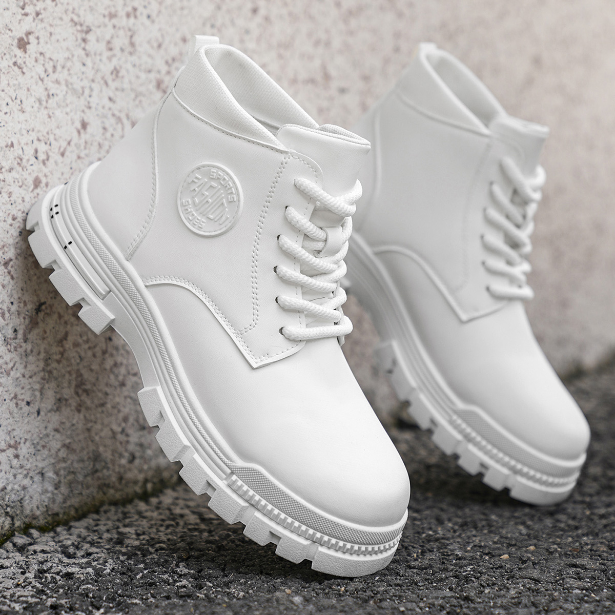 メンズファッション オールシーズン対応 ホワイト バイクブー - Embroidery White のレビューと価格