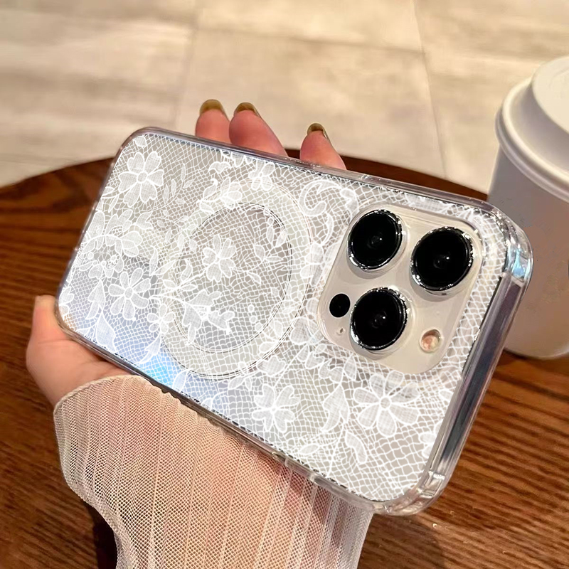 ロマンチックな白いレースの花柄マグネット式iPhoneケース - Embroidery White のレビューと価格