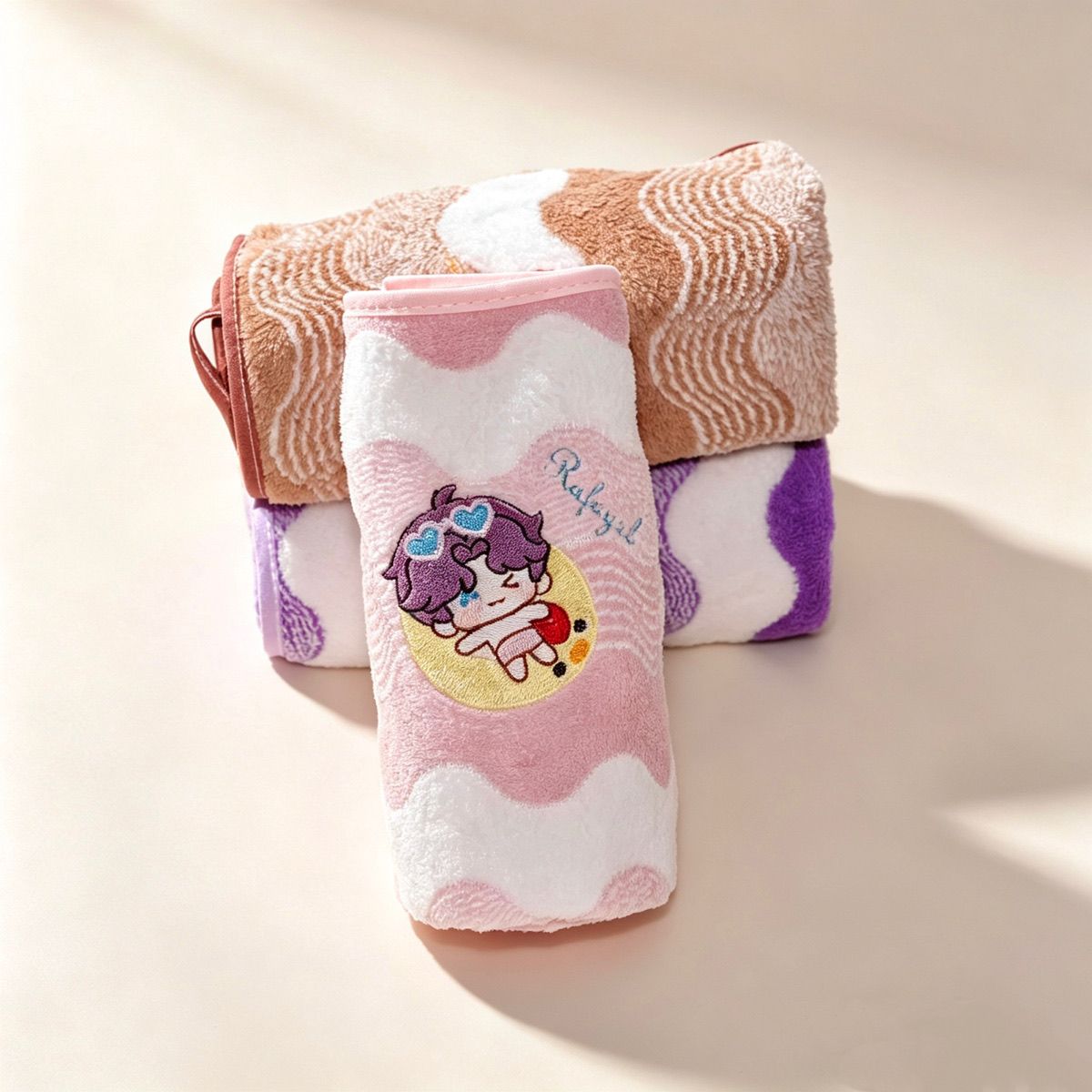 アニメ「ラブアンドディープスペース」コーラルフリースハンドタ - Embroidery Gift のレビューと価格
