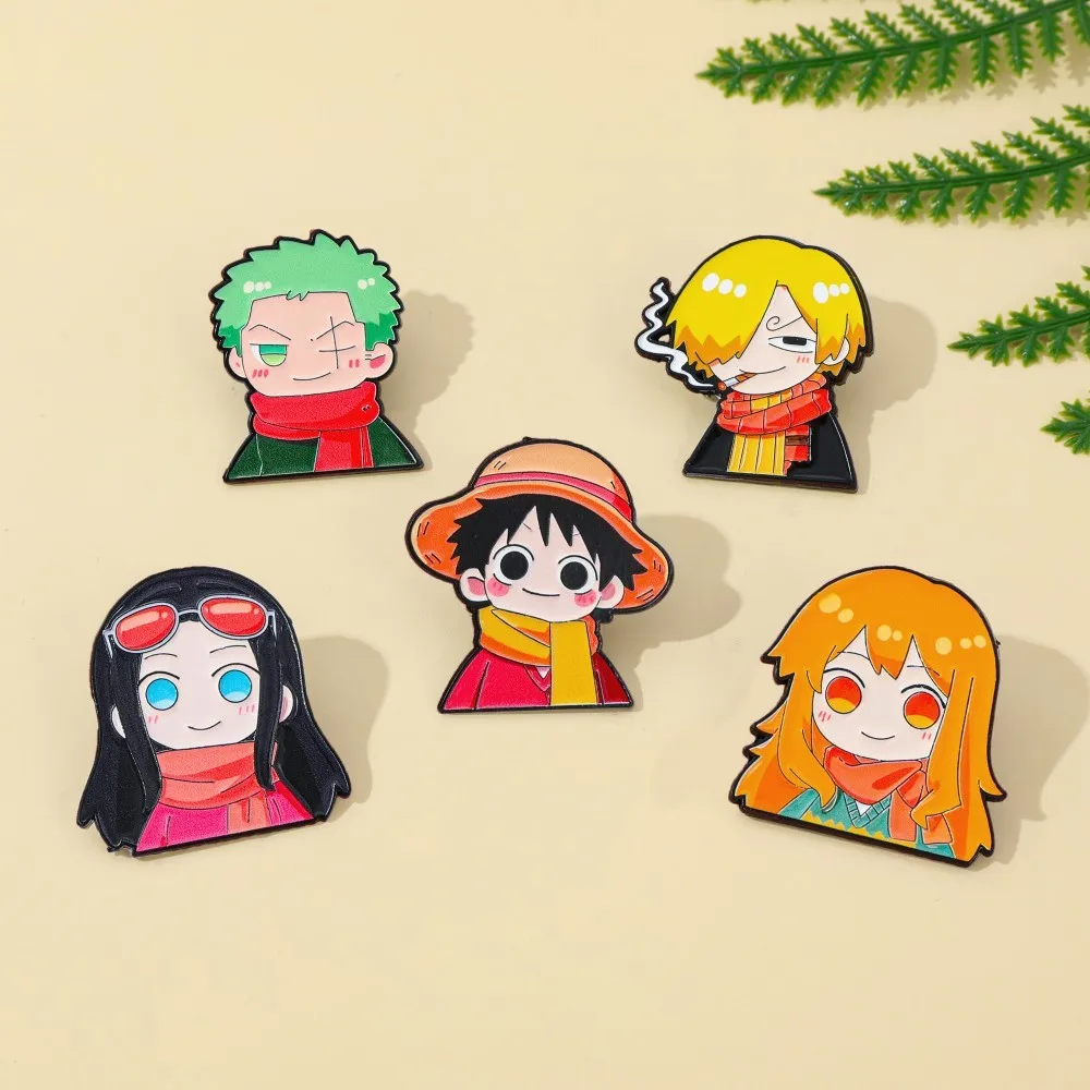 5個入り 可愛いアニメ漫画ブローチ 面白いナミ ルフィ ゾロ - Embroidery Reddit のレビューと価格