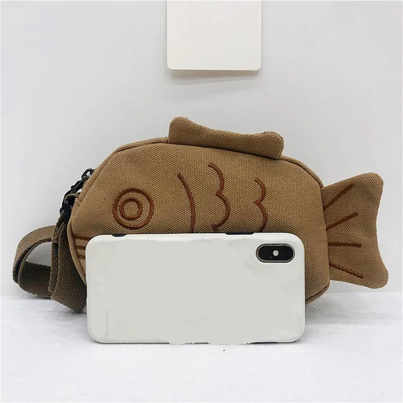 魚の形のキャンバスメッセンジャーバッグファッションかわいい刺 - Embroidery Fish のレビューと価格